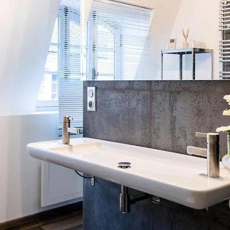 La Maison Blanche Beaune (Cote d'Or)