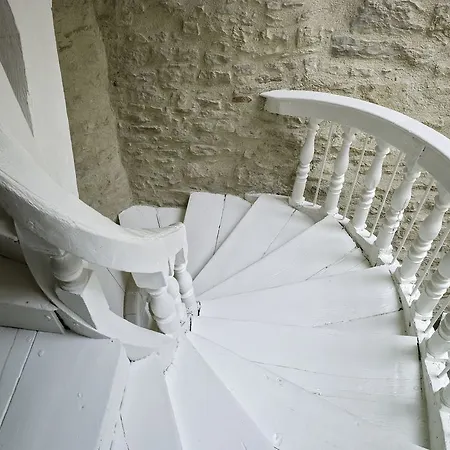 Guest house La Maison Blanche 3*