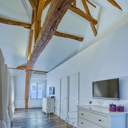 La Maison Blanche Beaune (Cote d'Or)