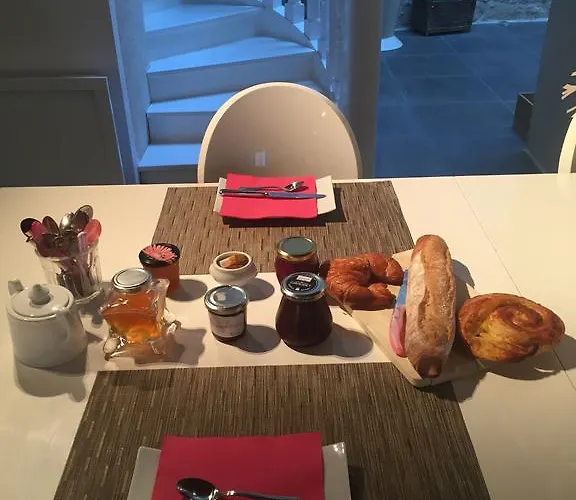 La Maison Blanche Guest house Beaune (Cote d'Or)